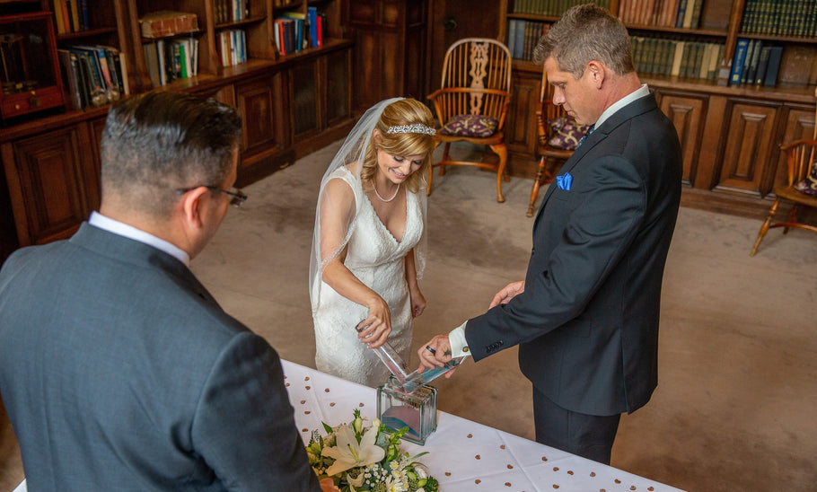 SO, WHAT EXACTLY IS A WEDDING CELEBRANT?